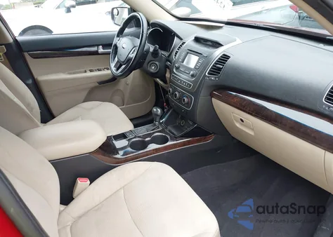 2015 Kia Sorento Lx from USA, damaged, VIN 5XYKTDA67FG569084